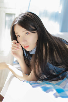 《漂亮的女邻居》三级